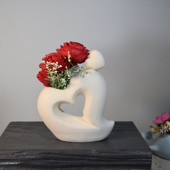 Sexy white curvy hearts vase with 4 red Sola wood roses that will last forever! - Picture 8 of 9